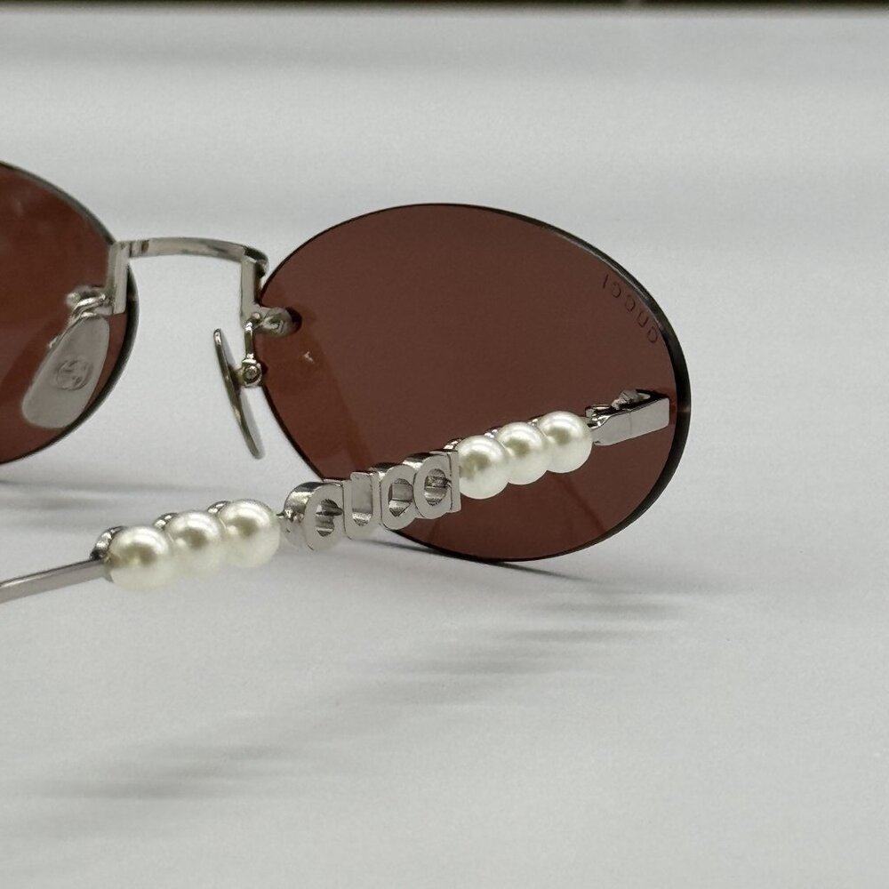 NEW GUCCI SUNGLASSES SILVER WOMEN OVAL EYEWEAR GUCCI GG1922S 002 - Picture 9 of 13